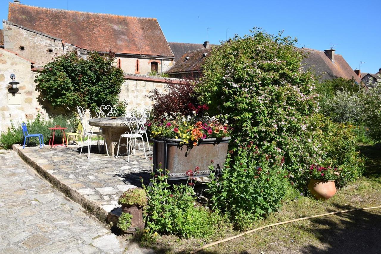 Le Gite Clos Monade Souvigny Bagian luar foto